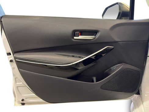 Used 2022 Toyota Corolla XLE image 13