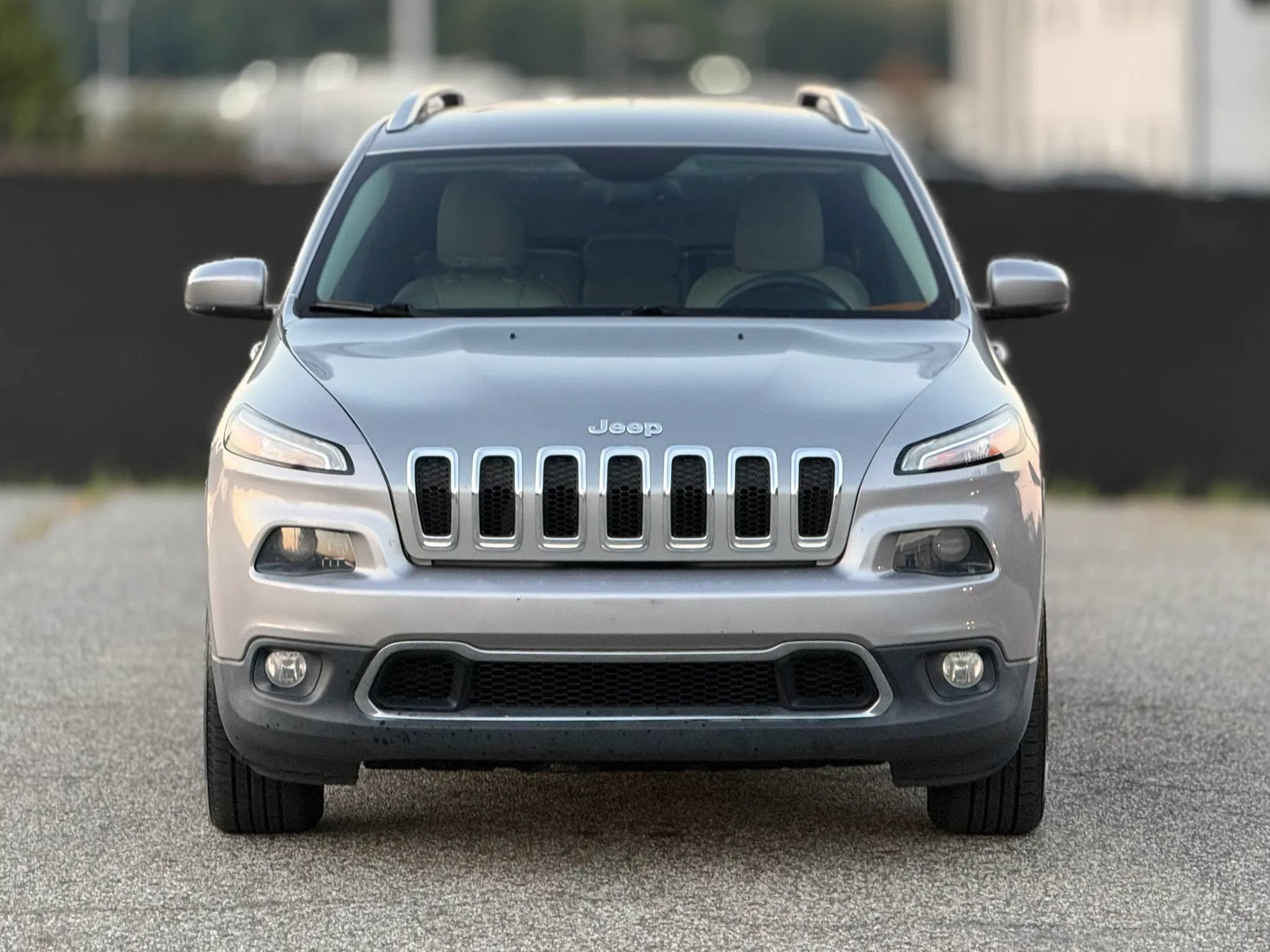 Used 2016 Jeep Cherokee Limited w/ Trailer Tow Group AWD/4WD image 5