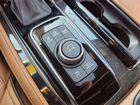 Certified 2024 INFINITI QX80 Sensory image 27