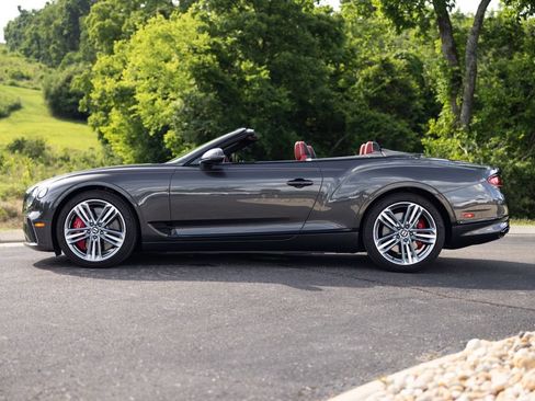 Certified 2023 Bentley Continental GT V8 AWD/4WD image 7
