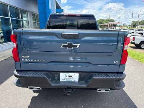 Used 2024 Chevrolet Silverado 1500 LT Trail Boss w/ Convenience Package II AWD/4WD image 5