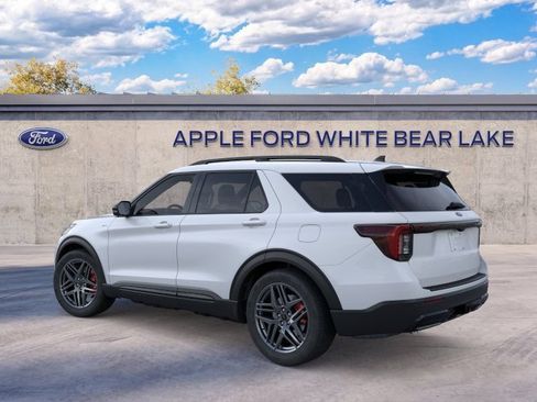 New 2026 Ford Explorer ST-Line w/ ST-Line Street Pack AWD/4WD image 4