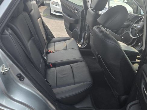 Used 2017 Subaru Outback 2.5i Limited image 19