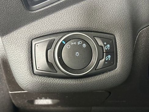 Used 2015 Ford Escape SE image 19