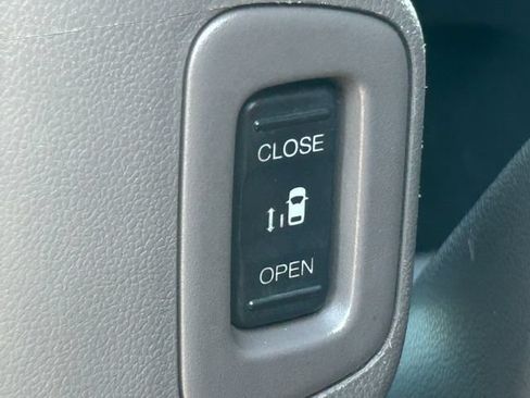 Used 2016 Honda Odyssey EX-L image 35