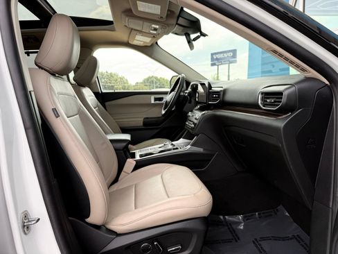 Used 2020 Ford Explorer Limited RWD image 33