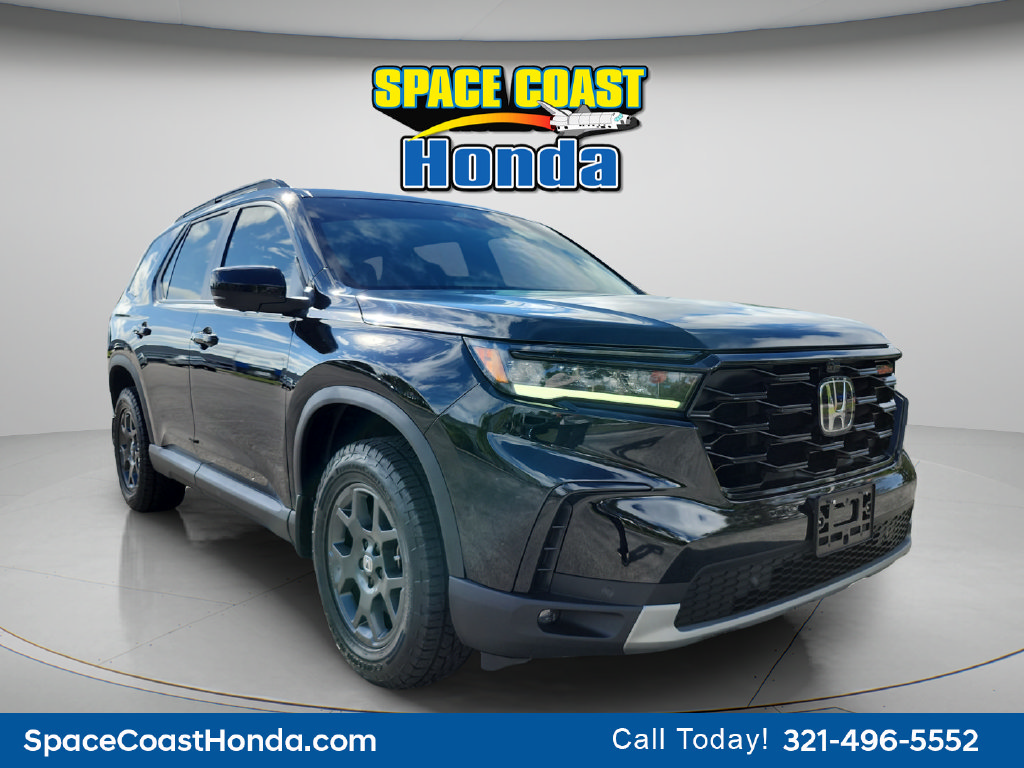 Certified 2025 Honda Pilot TrailSport image 13