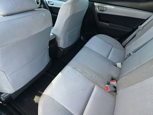 Used 2014 Toyota Corolla LE image 24