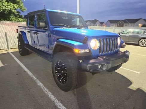Used 2021 Jeep Gladiator Sport w/ Quick Order Package 24Q 80Th AWD/4WD image 3