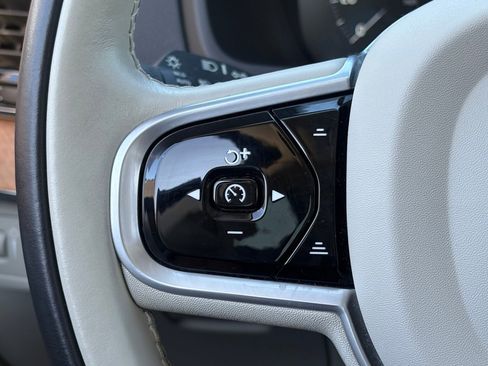 Certified 2022 Volvo XC90 T8 Inscription Expression image 20