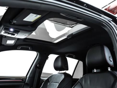 Used 2017 Volkswagen GTI SE image 16