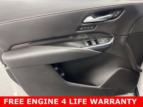 Used 2023 Cadillac XT4 Sport image 5