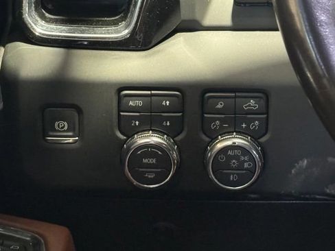 Used 2024 GMC Sierra 2500 Denali Ultimate w/ Max Trailering Package AWD/4WD image 15