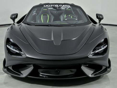 Used 2022 McLaren 765LT image 7