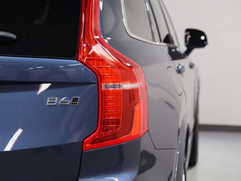 Used 2023 Volvo XC90 B6 Plus w/ Protection Package Premier AWD/4WD image 15
