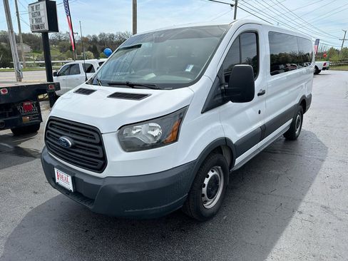 Used 2018 Ford Transit 150 XL image 8