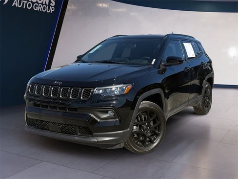 New 2026 Jeep Compass Latitude image 1