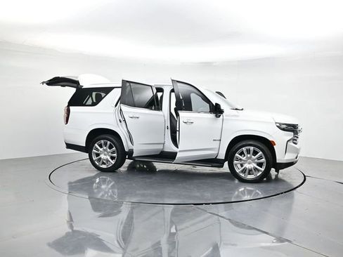 Used 2022 Chevrolet Tahoe High Country AWD/4WD image 55