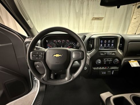 New 2026 Chevrolet Silverado 1500 W/T image 24
