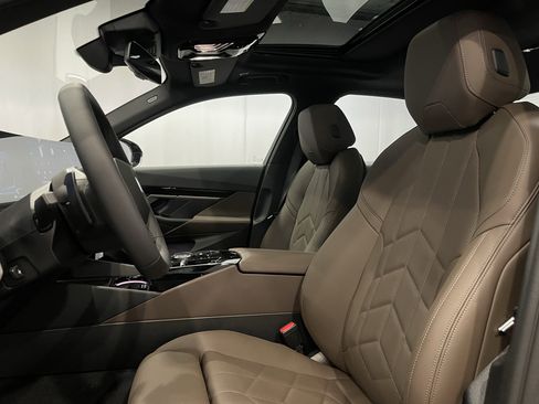 New 2026 BMW 530i xDrive w/ Premium Package AWD/4WD image 8