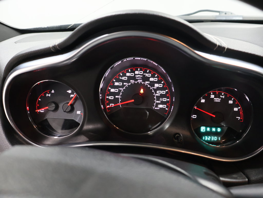 Used 2014 Dodge Avenger SE FWD image 33