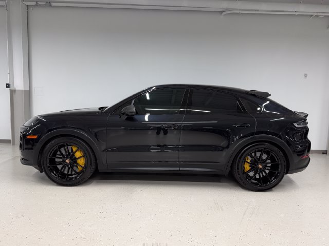Certified 2026 Porsche Cayenne Turbo GT AWD/4WD image 2