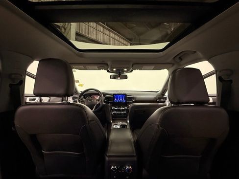 Used 2021 Ford Explorer Limited w/ Equipment Group 301A image 21