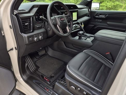 New 2026 GMC Sierra 1500 AT4X AWD/4WD image 11