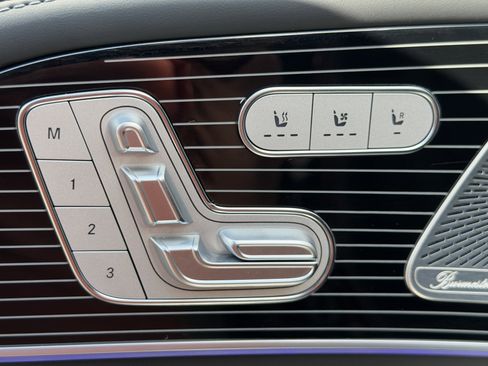 Used 2024 Mercedes-Benz Maybach GLS 600 Maybach GLS 600 image 20