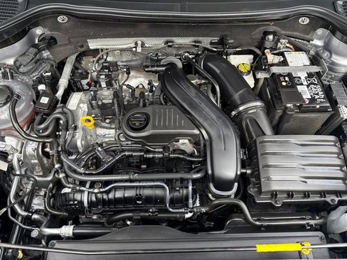 Used 2024 Volkswagen Taos S image 33