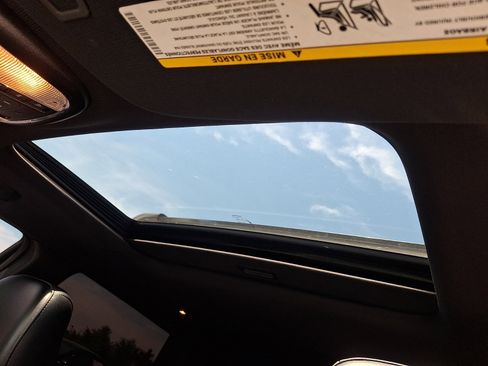 Used 2019 Jeep Grand Cherokee Limited AWD/4WD image 14
