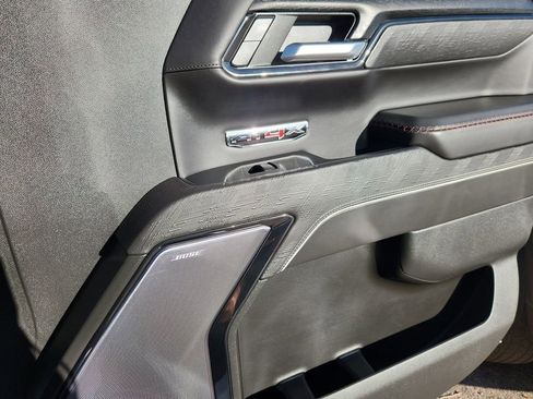 Used 2024 GMC Sierra 1500 AT4X image 15