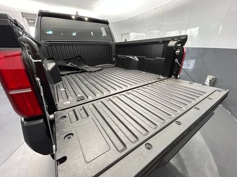 Used 2024 Toyota Tacoma SR5 RWD image 15