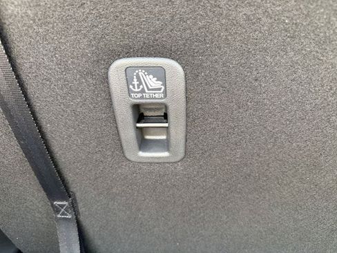 Used 2025 Honda Pilot Touring image 22