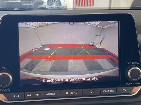 Used 2023 Nissan Rogue SV AWD/4WD image 23