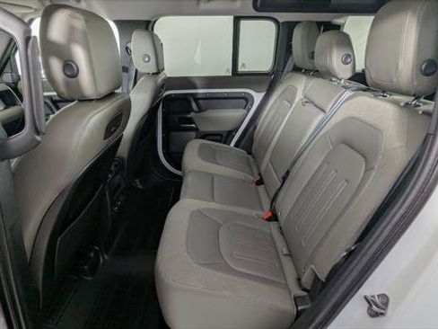 Used 2020 Land Rover Defender 110 S image 18