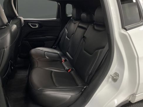 Used 2024 Jeep Compass Limited w/ High Altitude Package image 30