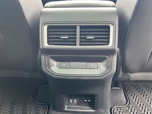 Used 2026 Volkswagen Atlas Cross Sport SEL Premium R-Line AWD/4WD image 52