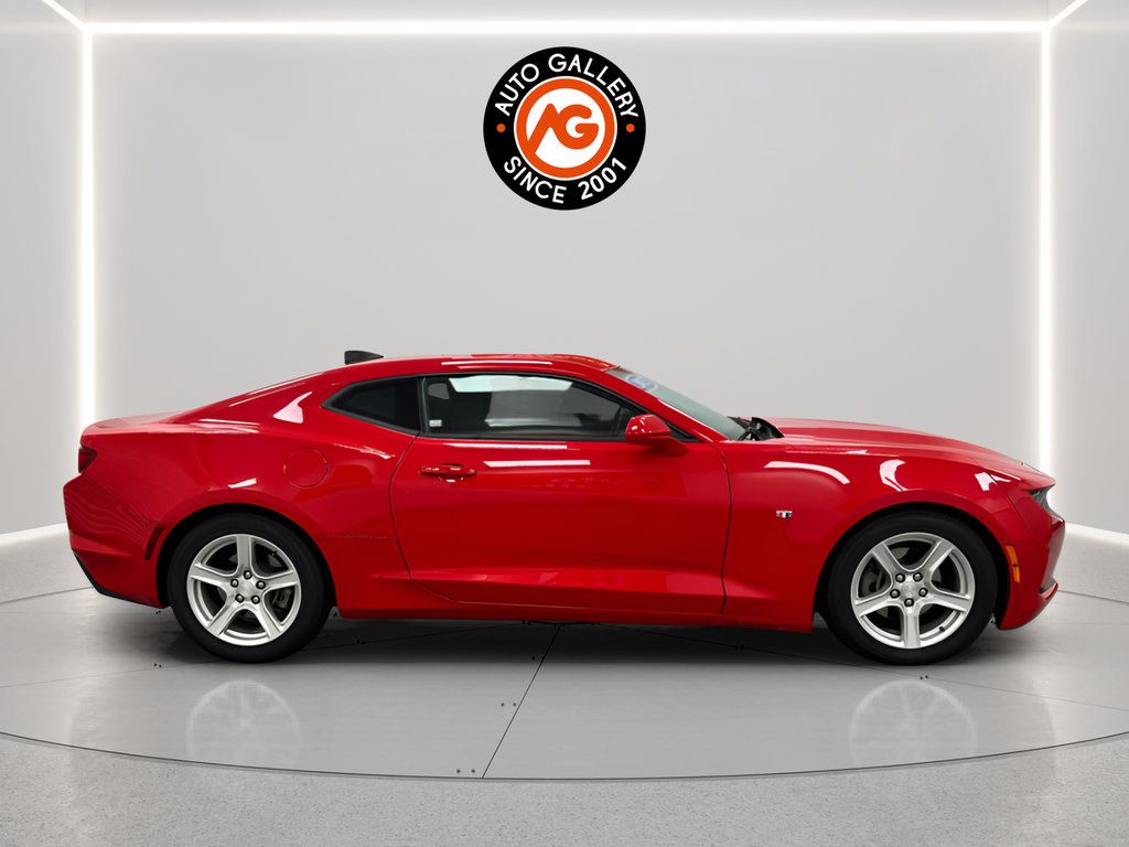Used 2023 Chevrolet Camaro LT RWD image 2