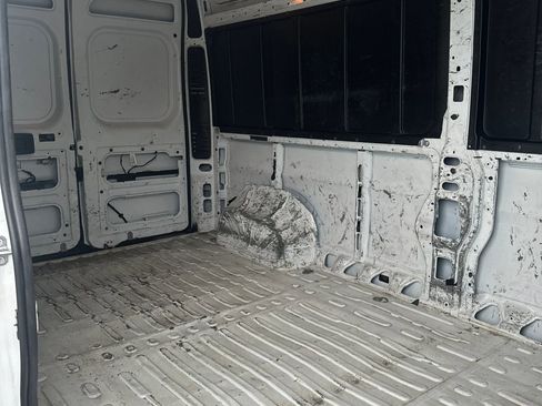 Used 2019 RAM ProMaster 2500 w/ Interior Convenience Group image 20