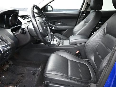 Used 2018 Jaguar E-PACE S image 7