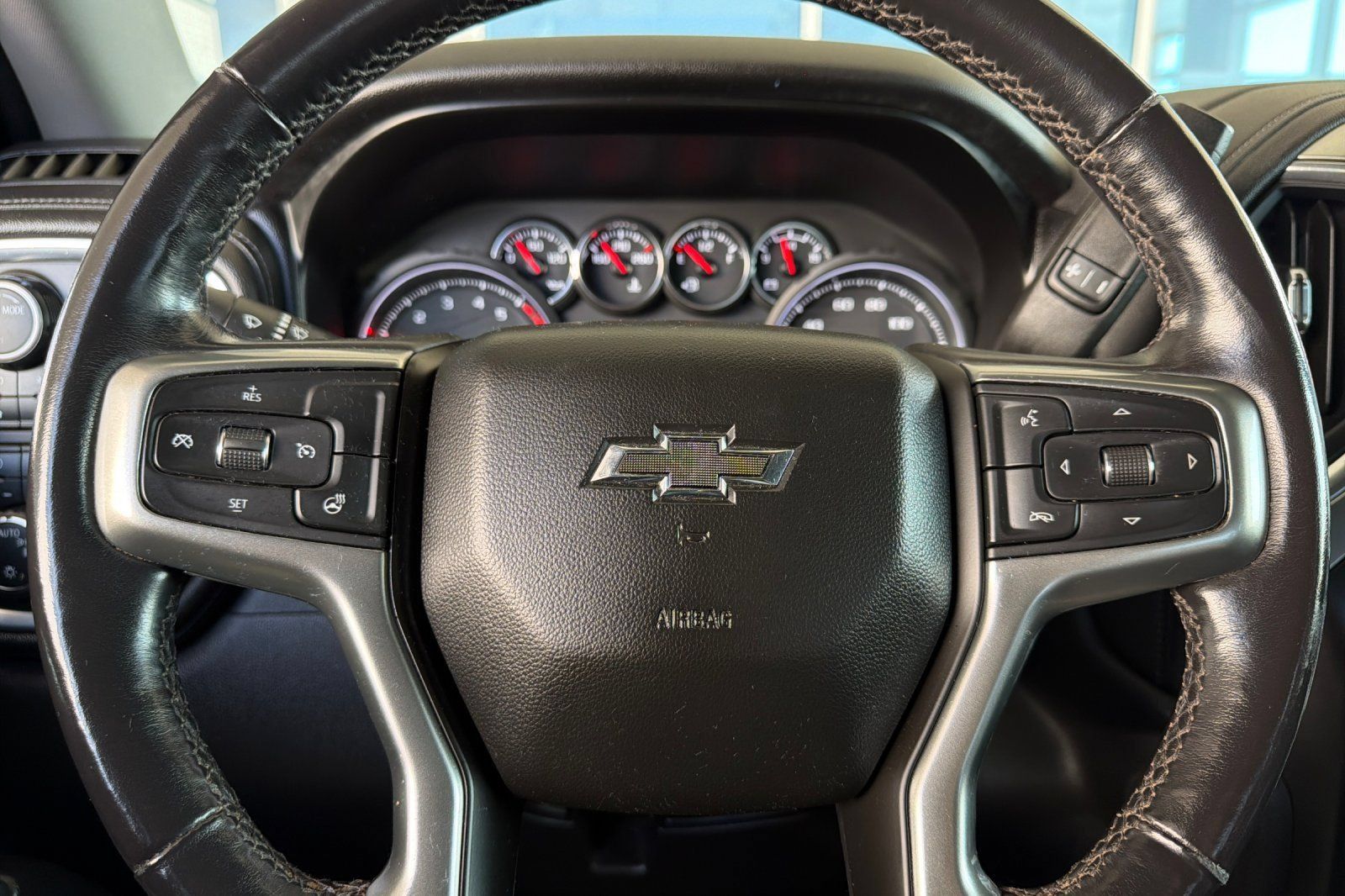 Used 2021 Chevrolet Silverado 1500 RST AWD/4WD image 24