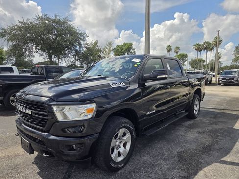 Used 2022 RAM 1500 Big Horn AWD/4WD image 3