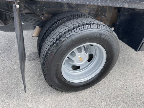 Used 2024 Chevrolet Silverado 3500 W/T w/ WT Convenience Package image 30