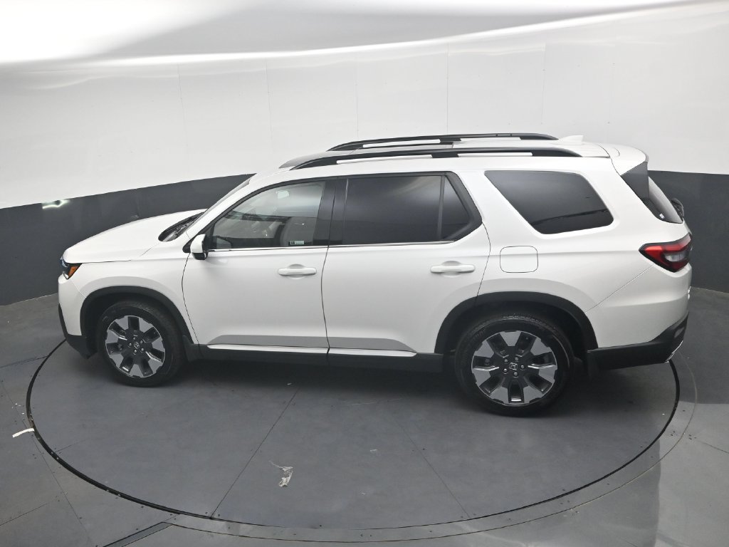 Used 2026 Honda Pilot Touring image 21