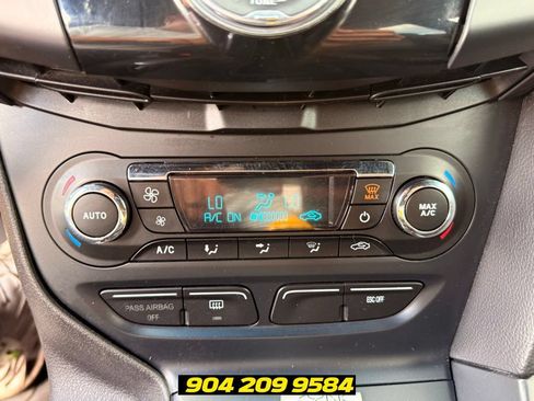 Used 2013 Ford Focus ST FWD image 20