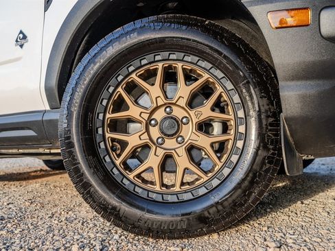 Used 2023 Ford Bronco Sport Outer Banks w/ Tech Package AWD/4WD image 13