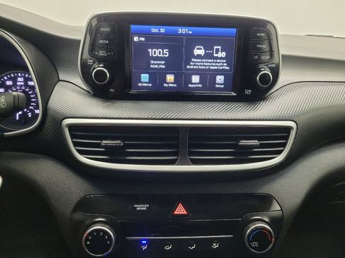 Used 2019 Hyundai Tucson SE image 25