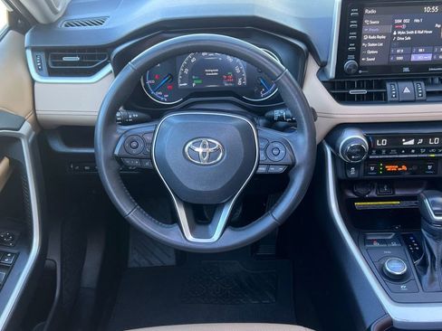 Certified 2020 Toyota RAV4 Limited image 16