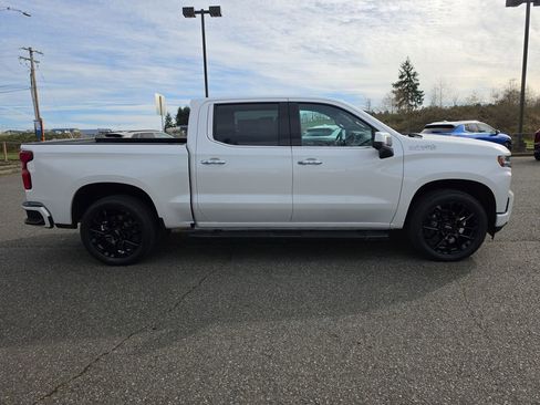 Certified 2019 Chevrolet Silverado 1500 High Country w/ Z71 Off-Road Package AWD/4WD image 7